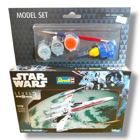 Revel 1:112 - STAR WARS X-Wing Fighter